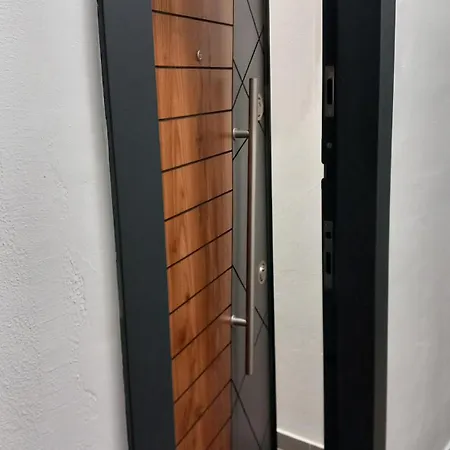 Neumuehles Duisburg, Big Tv, Wlan, Coffee Machine, Ground Floor Apartment Duisburg