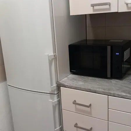 Neumuehles Duisburg, Big Tv, Wlan, Coffee Machine, Ground Floor * Duisburg